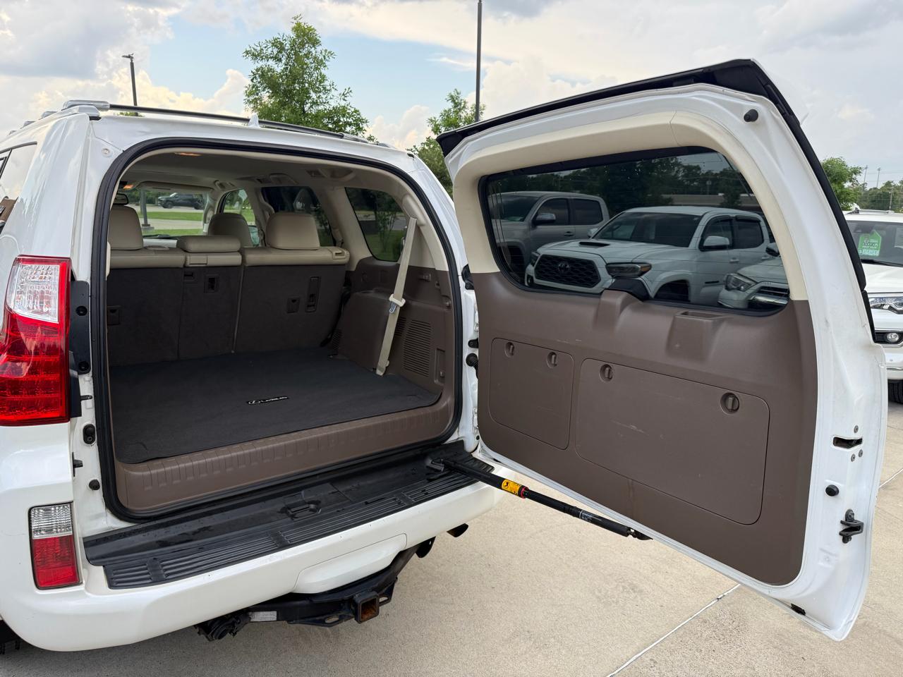 Lexus GX 460 4WD 4dr 2013