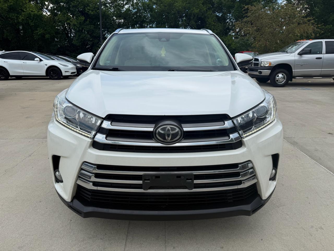 Toyota Highlander  2017