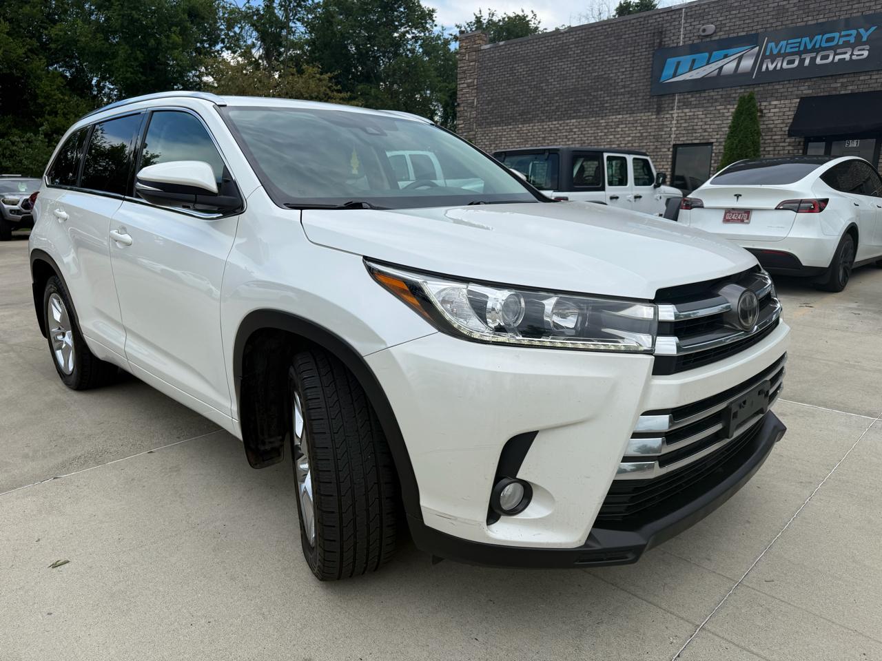 Toyota Highlander  2017