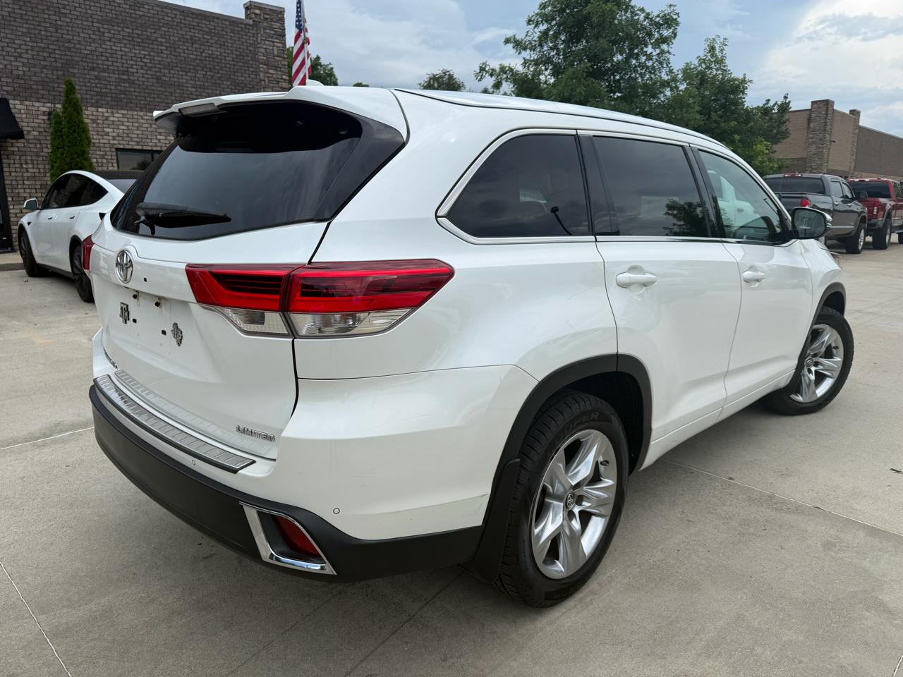 Toyota Highlander  2017