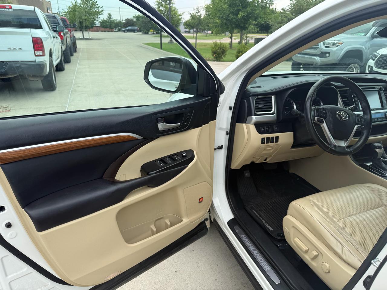 Toyota Highlander  2017