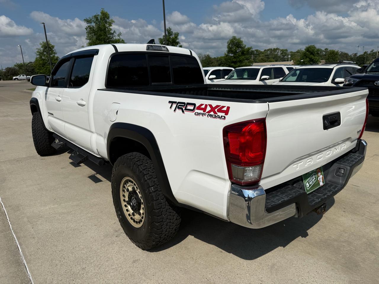Toyota Tacoma 4WD Double Cab LB V6 AT TRD Off Road (Natl) 2016