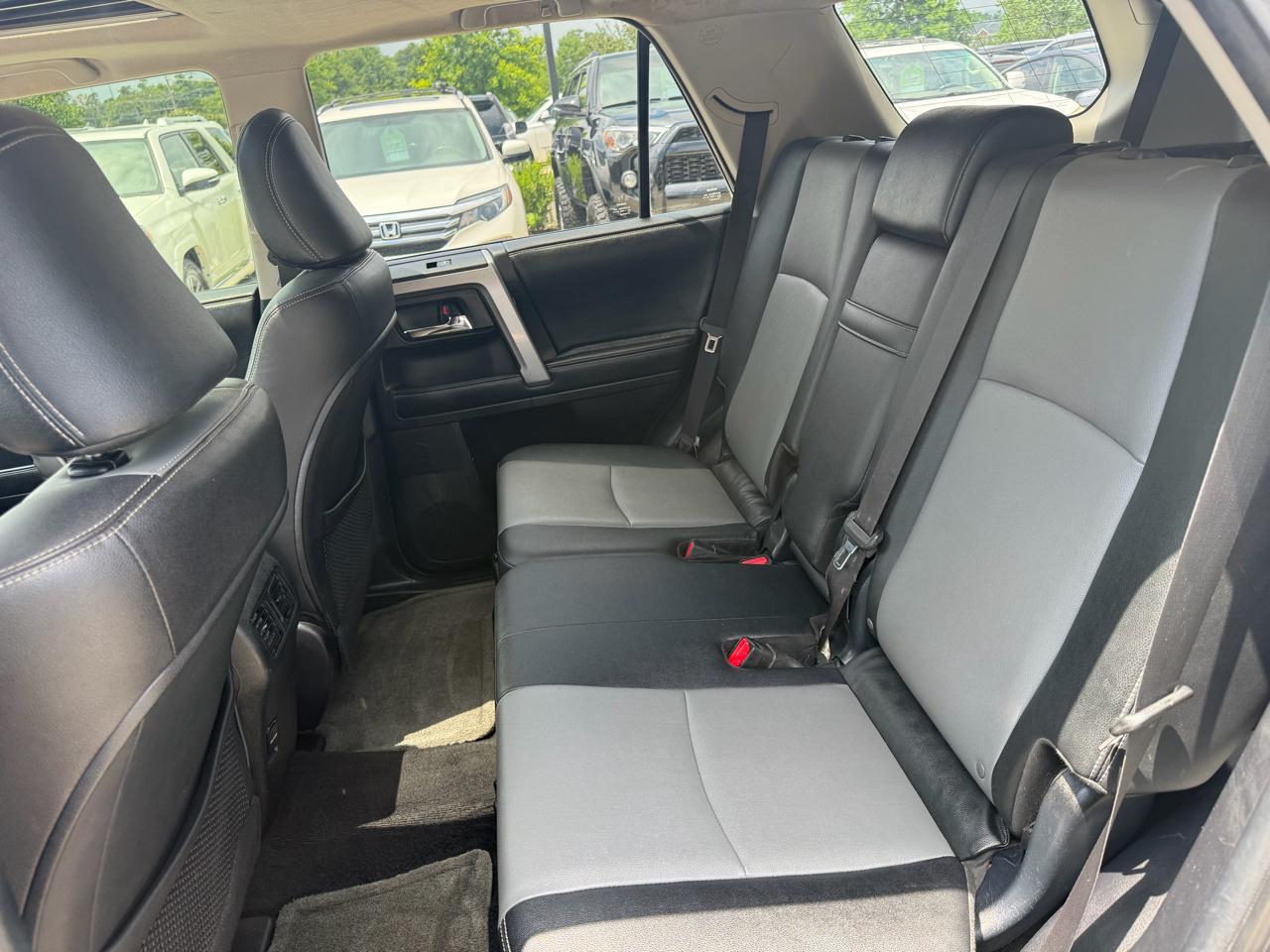 Toyota 4Runner  2015