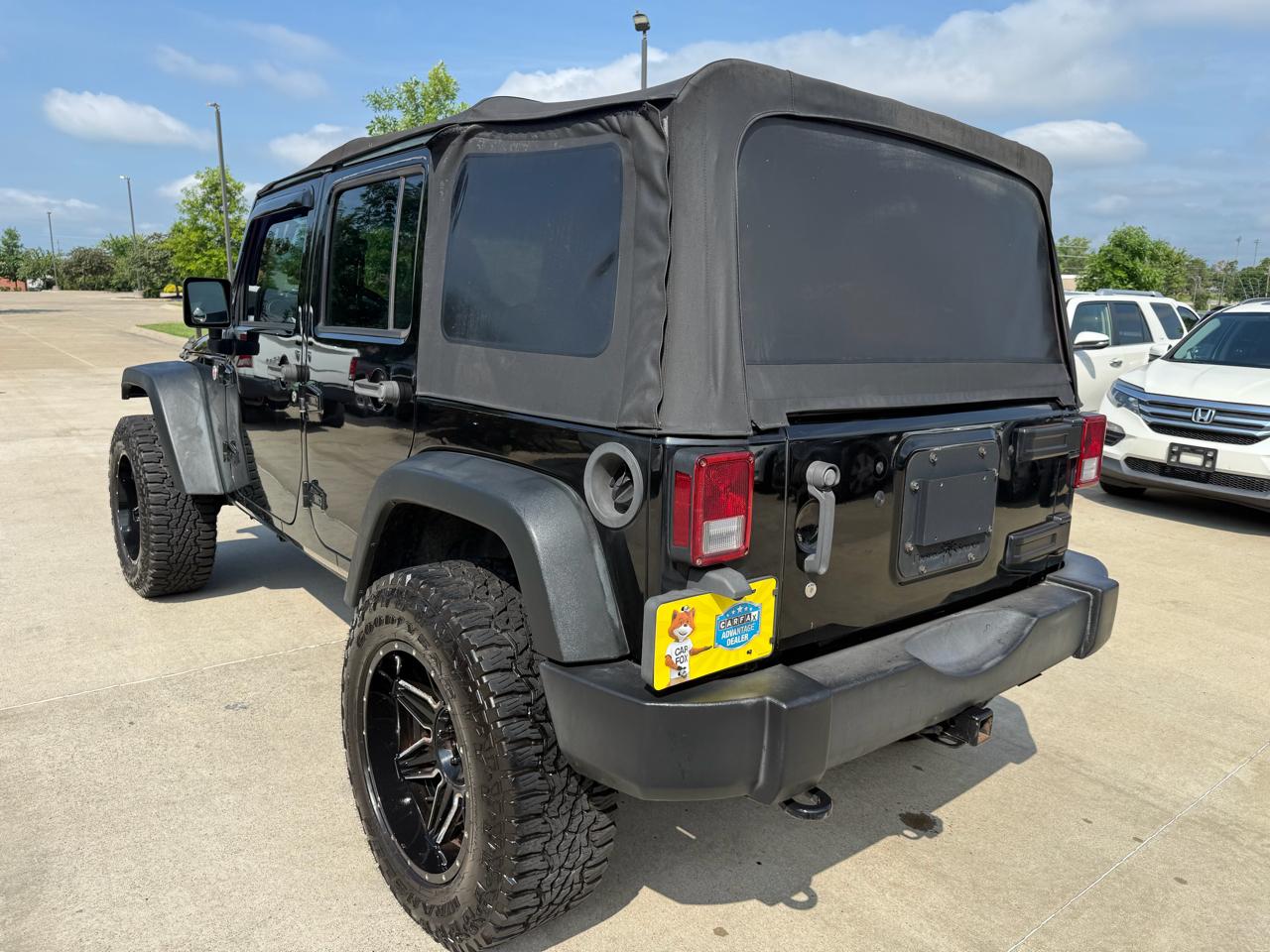 Jeep Wrangler Unlimited 4WD 4dr Sport 2016