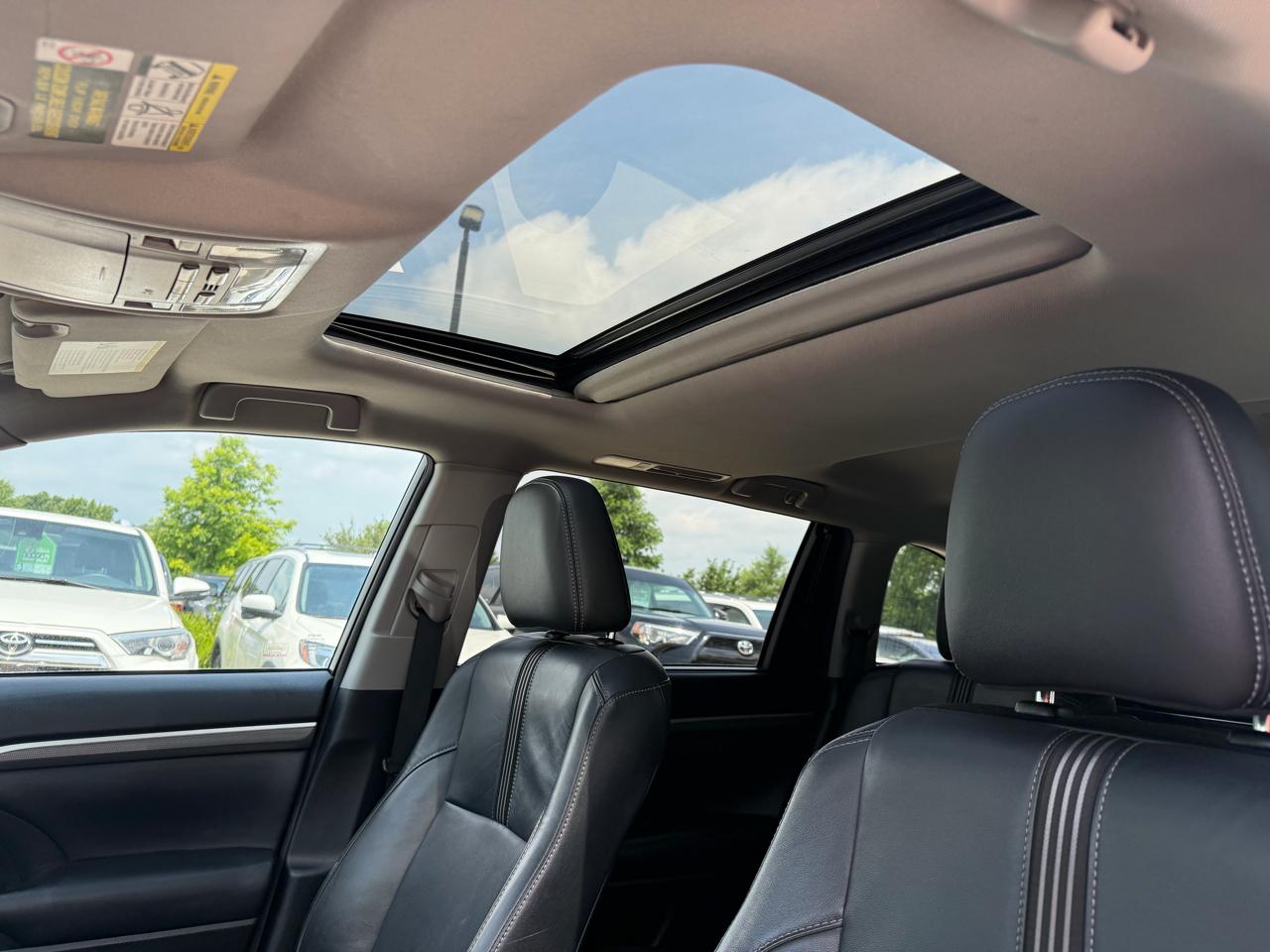 Toyota Highlander  2017
