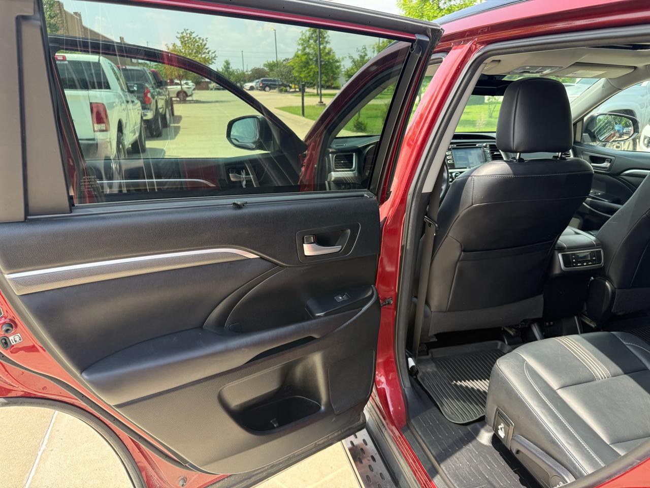Toyota Highlander  2017