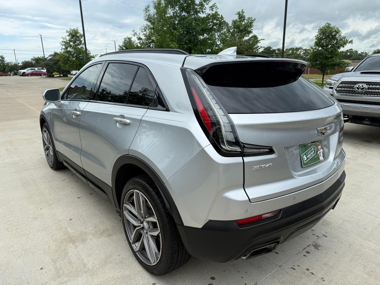 Cadillac XT4 FWD 4dr Sport 2020