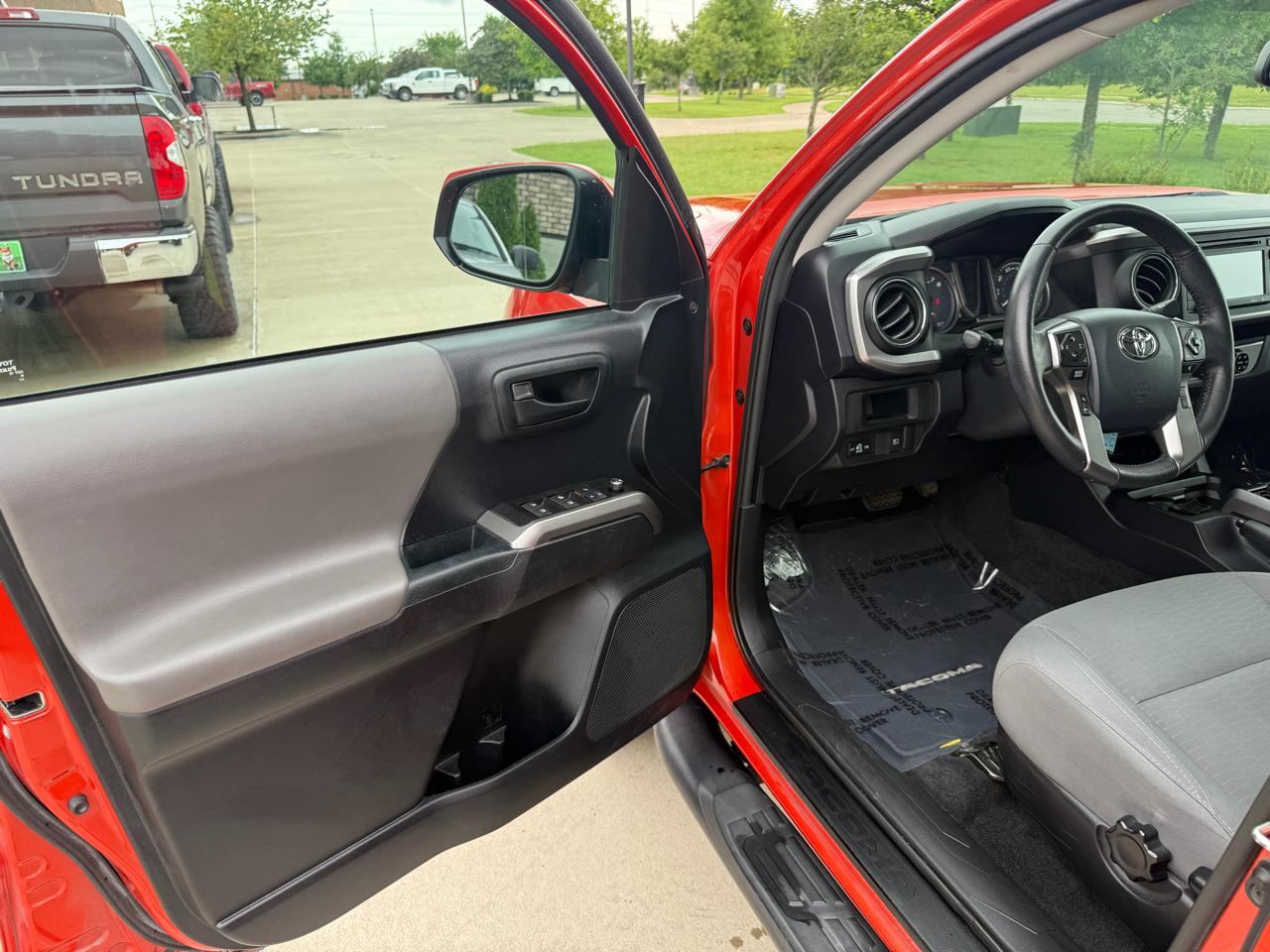 Toyota Tacoma SR5 Double Cab V6 2018