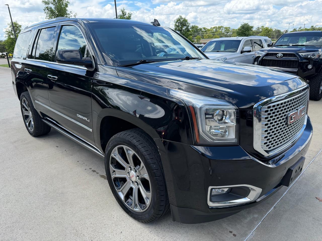 GMC Yukon 4WD 4dr Denali 2017