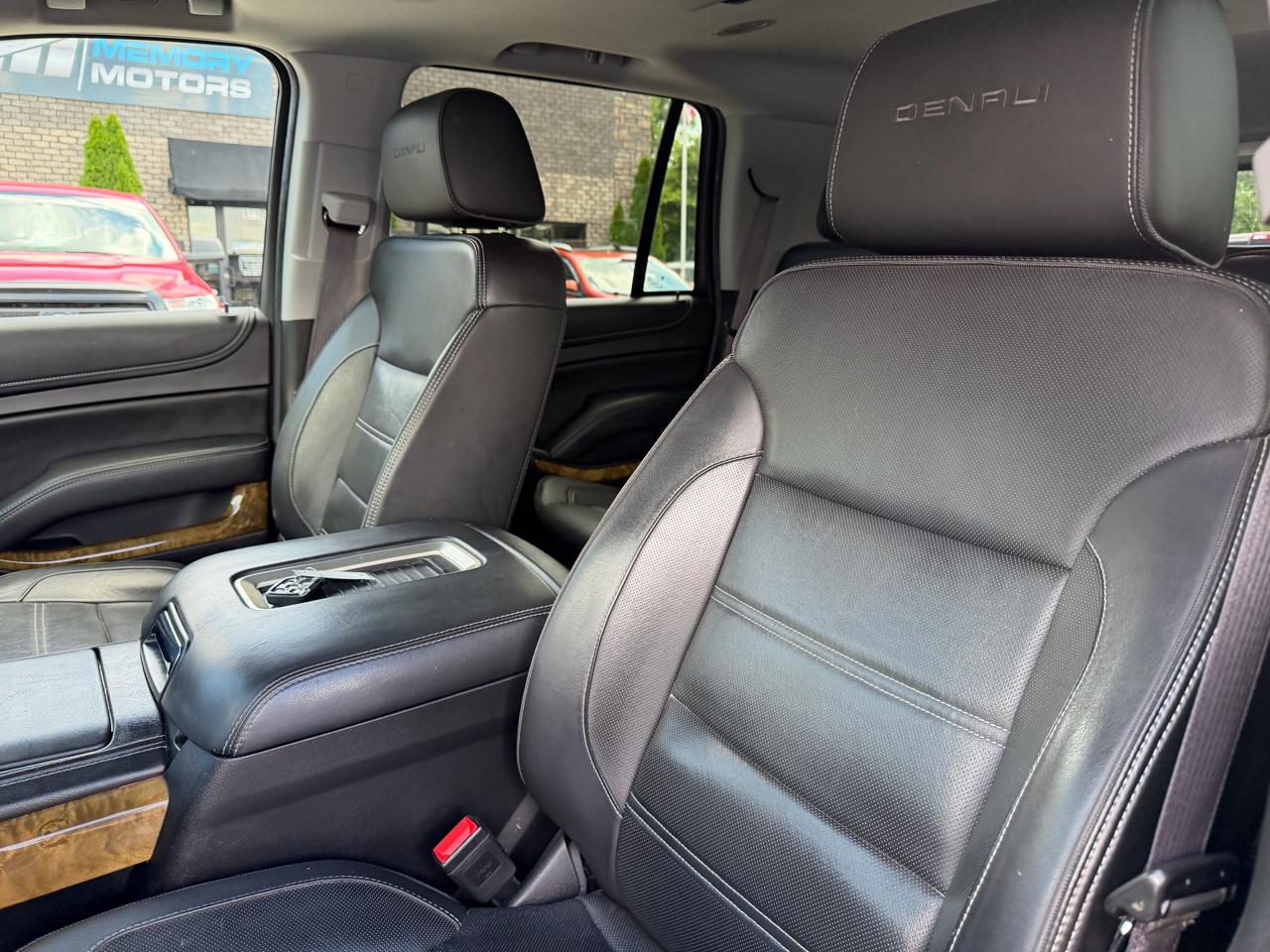 GMC Yukon 4WD 4dr Denali 2017