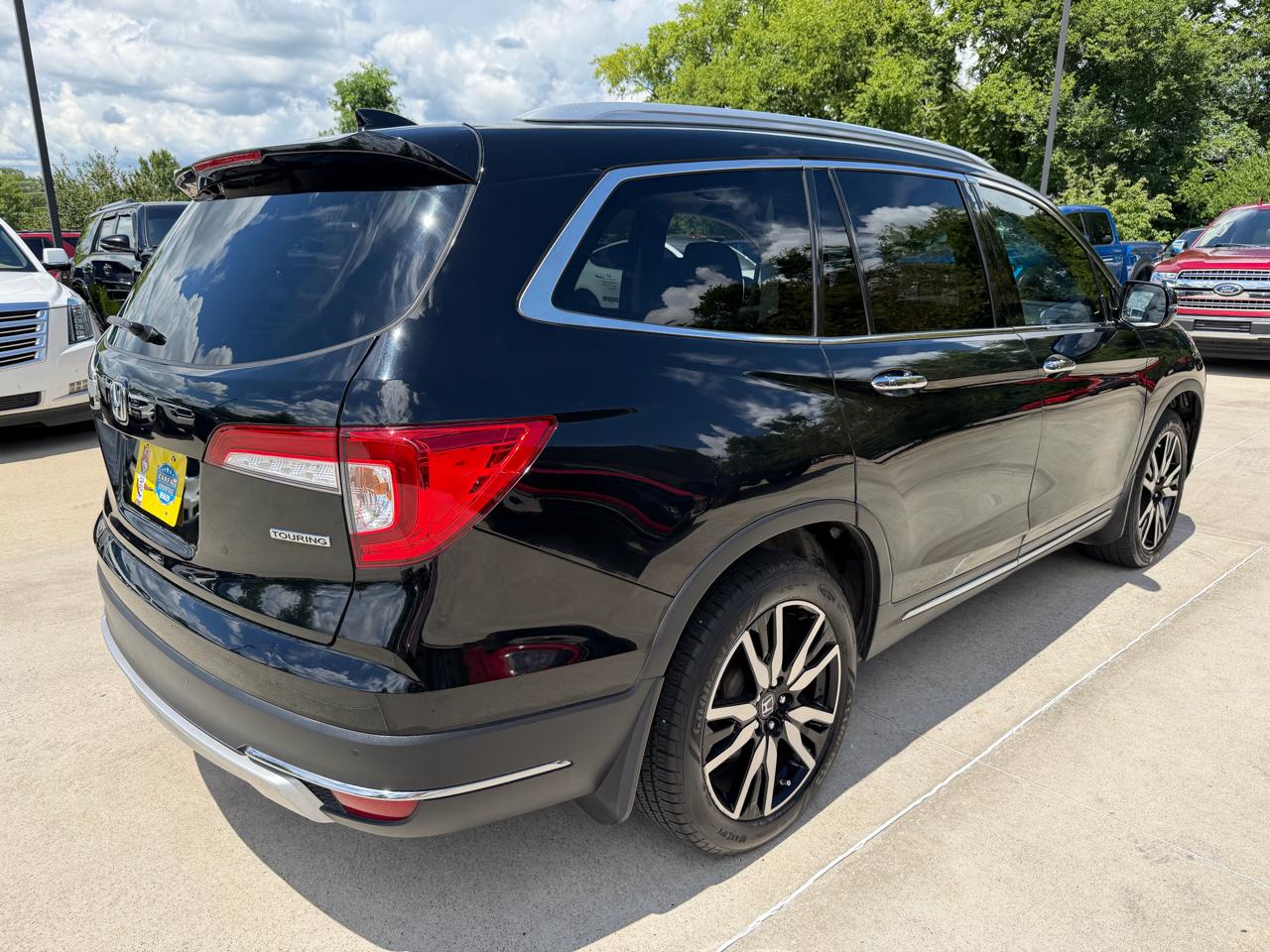 Honda Pilot Touring 8-Passenger 2WD 2019