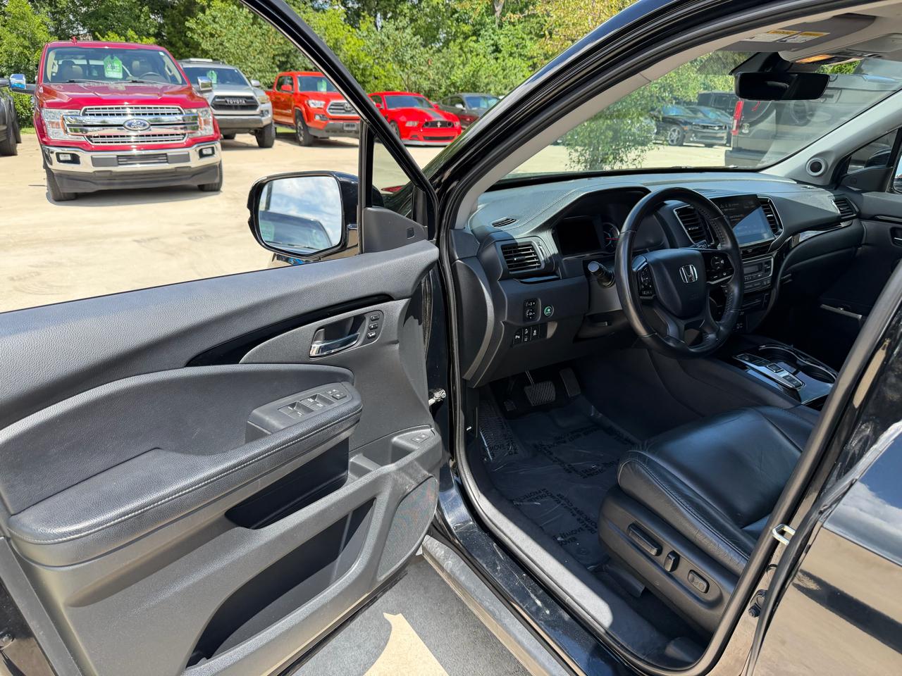 Honda Pilot Touring 8-Passenger 2WD 2019