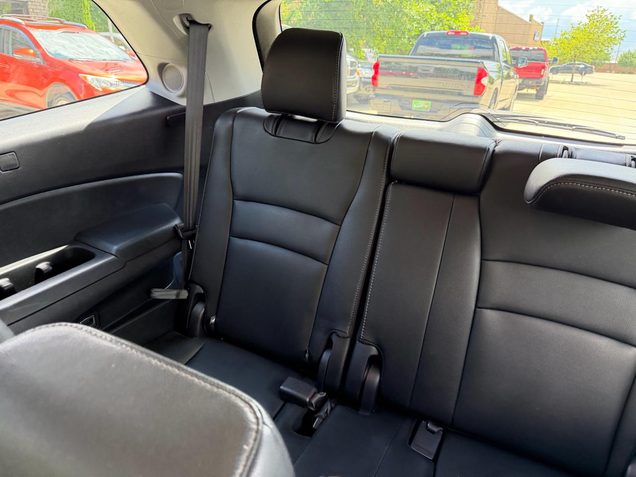 Honda Pilot Touring 8-Passenger 2WD 2019