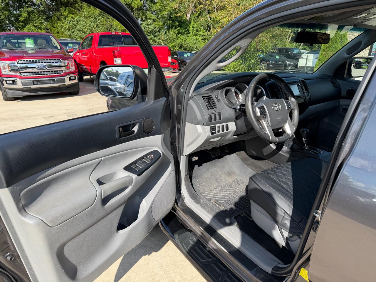 Toyota Tacoma  2015