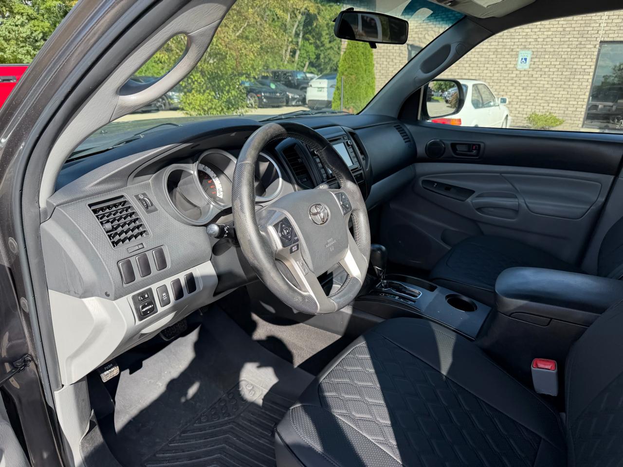 Toyota Tacoma  2015