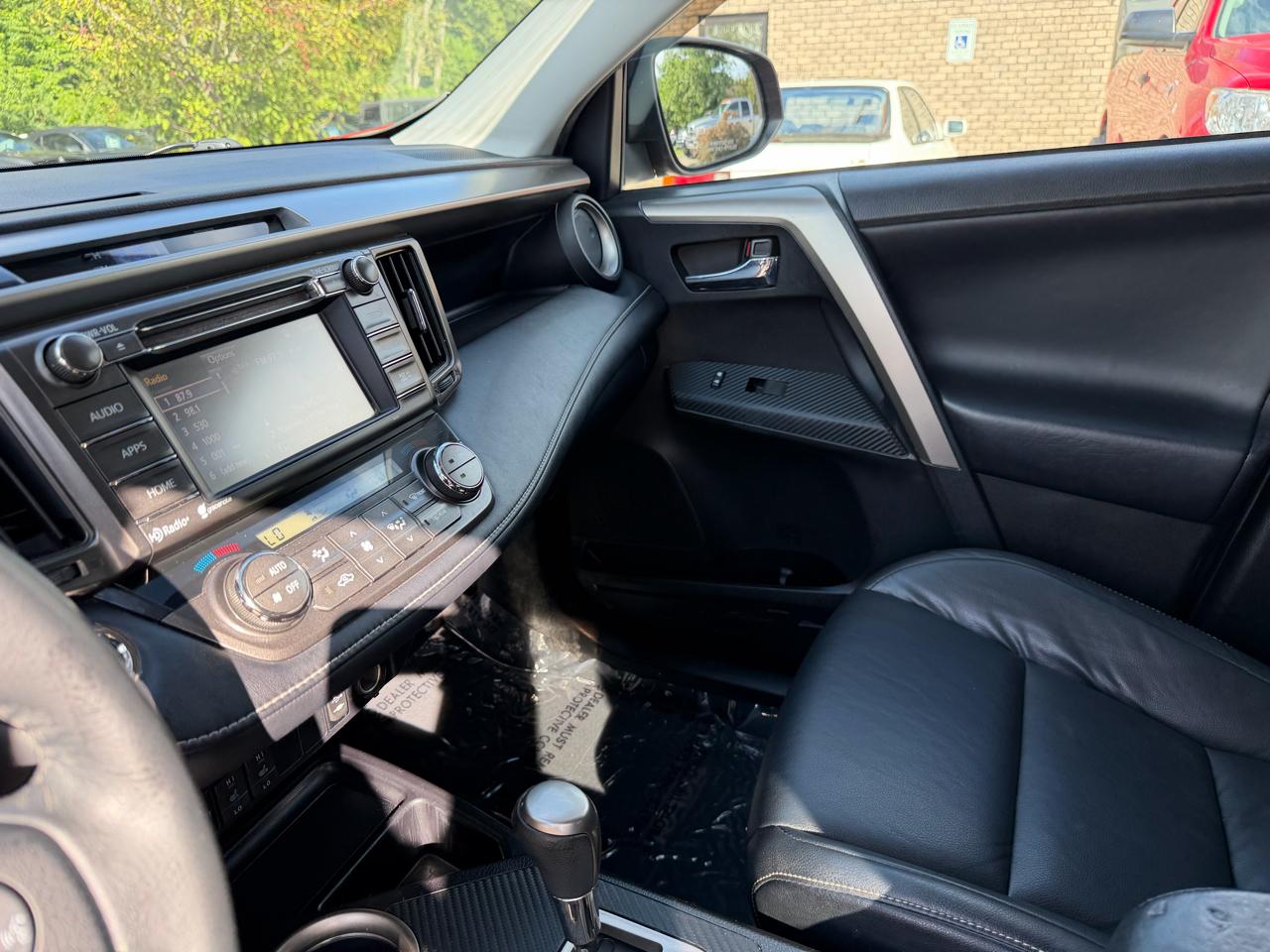 Toyota RAV4  2015