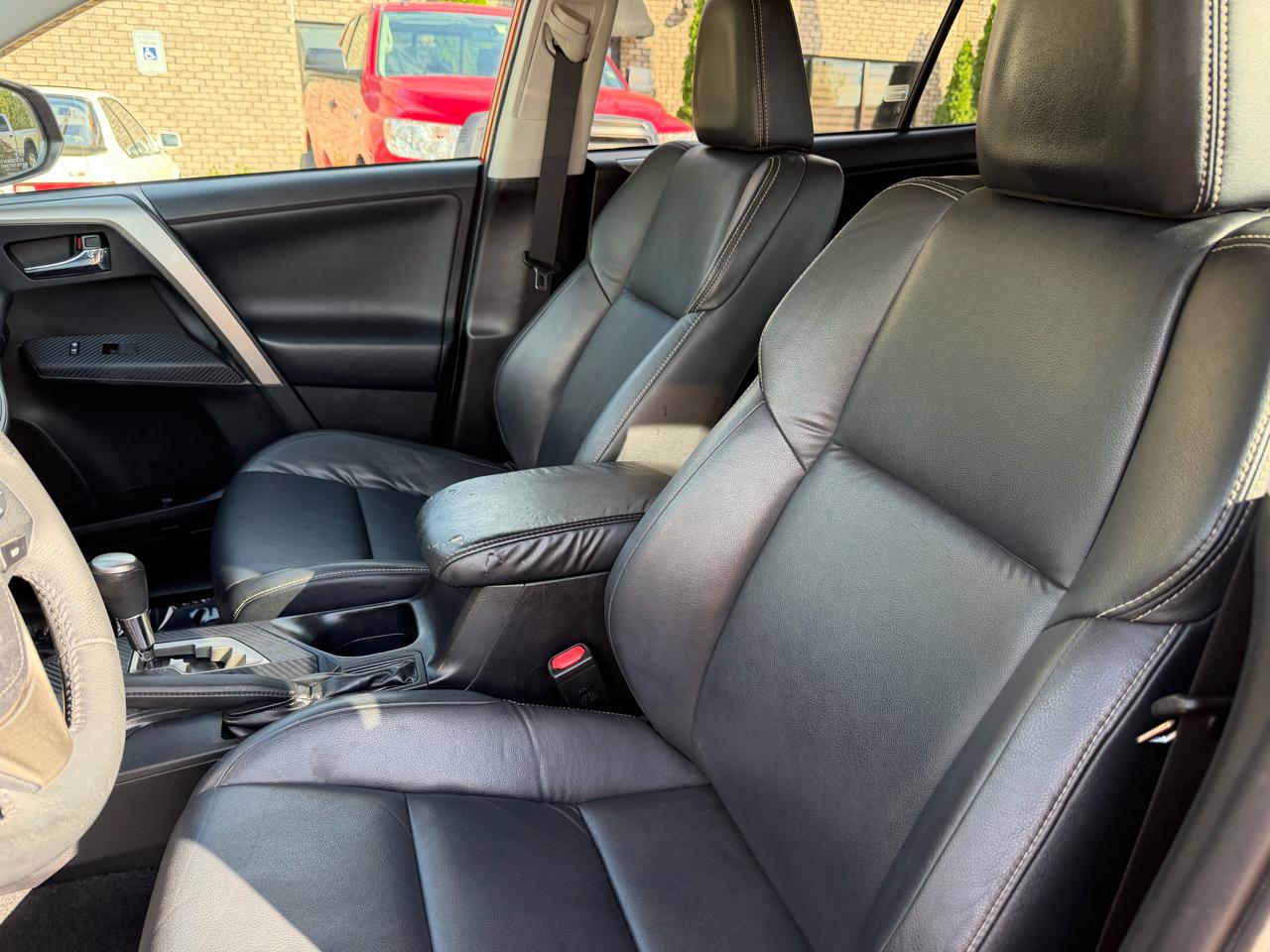 Toyota RAV4  2015