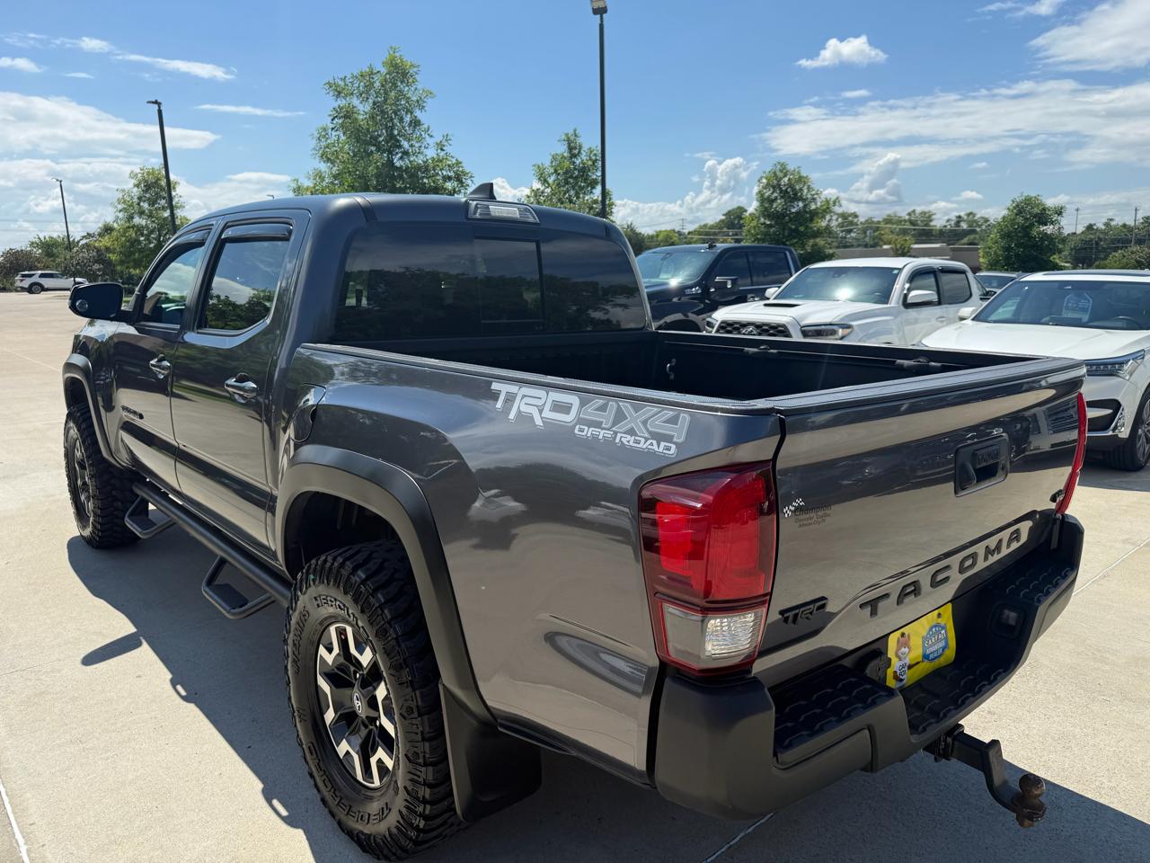 Toyota Tacoma 4WD  2019