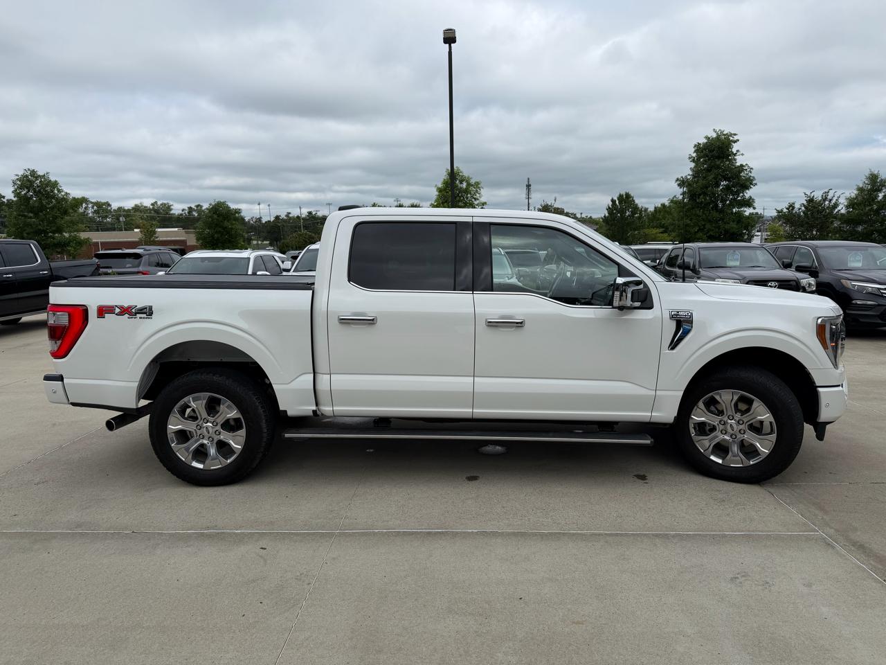 Ford F-150 Platinum 4WD SuperCrew 5.5' Box 2022