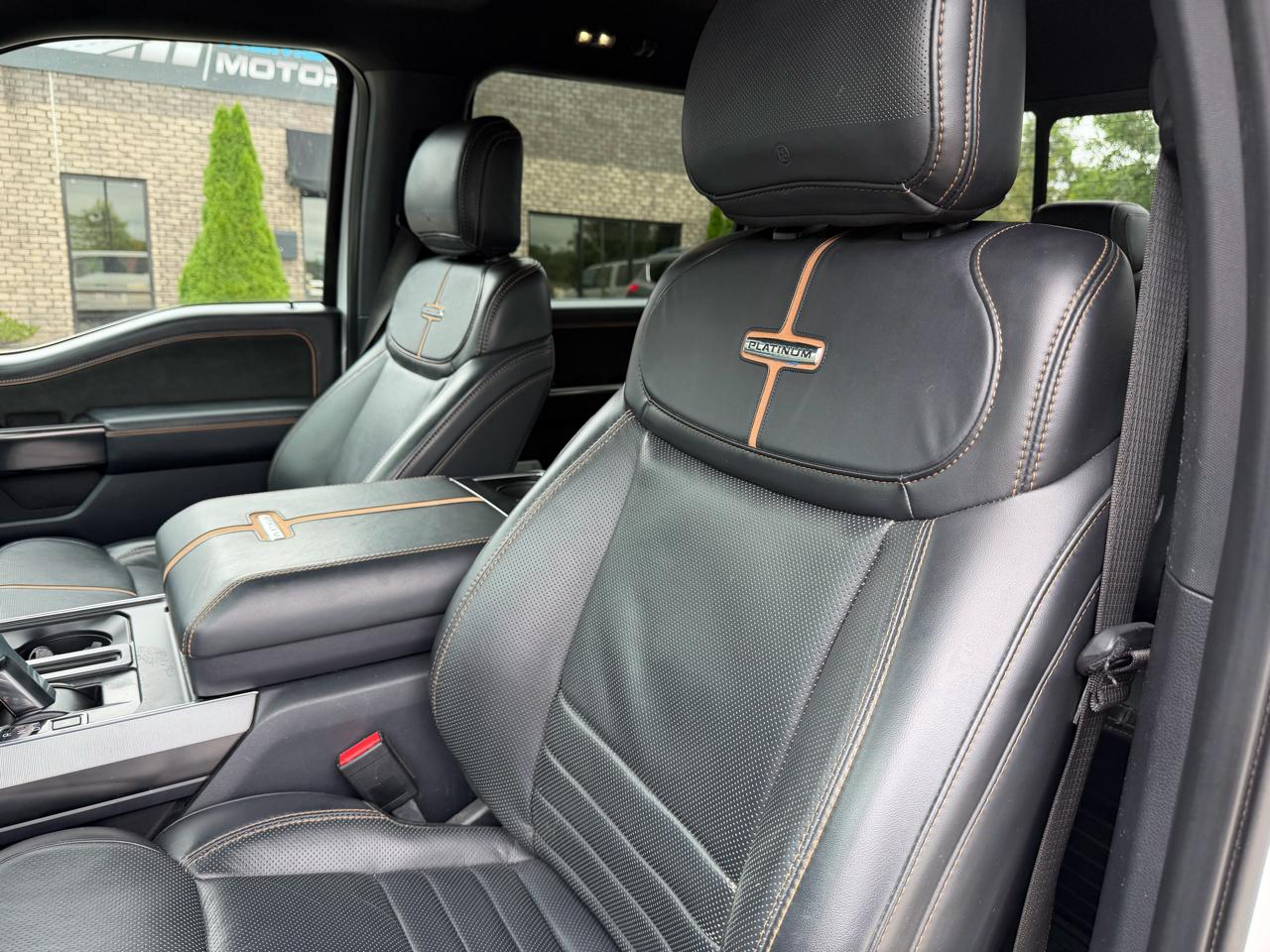 Ford F-150 Platinum 4WD SuperCrew 5.5' Box 2022