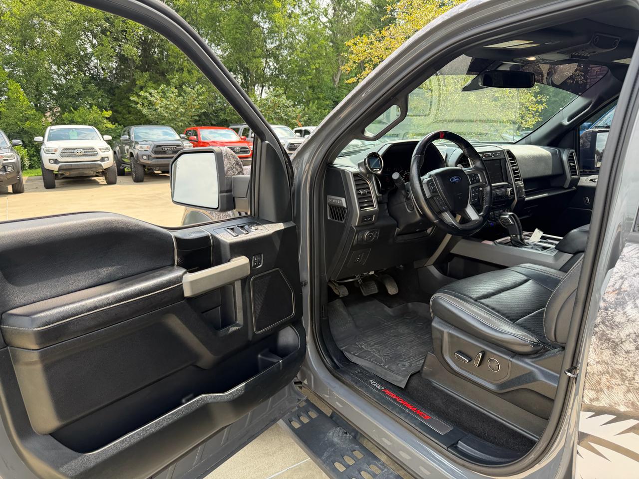 Ford F-150 Raptor 4WD SuperCrew 5.5' Box 2018