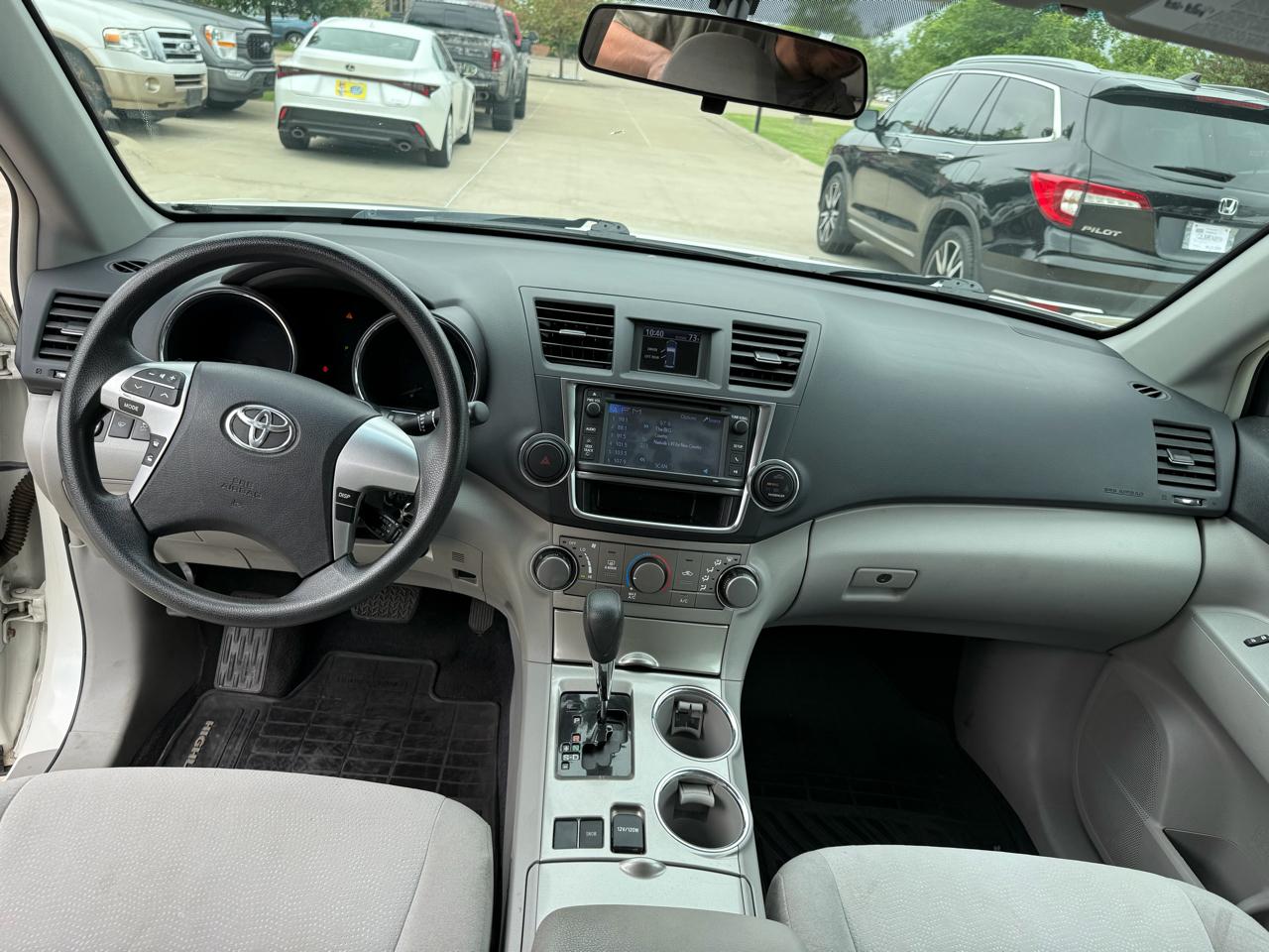 Toyota Highlander  2013
