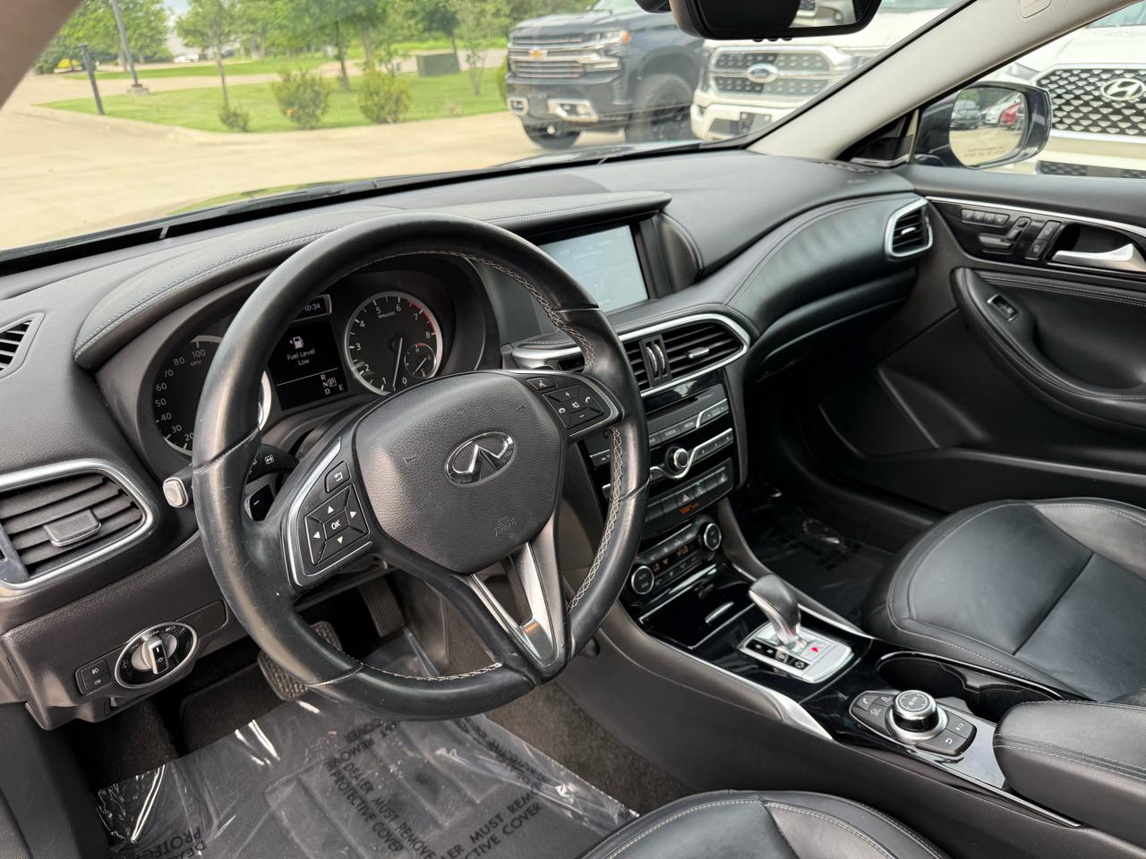 Infiniti QX30 Premium FWD 2017