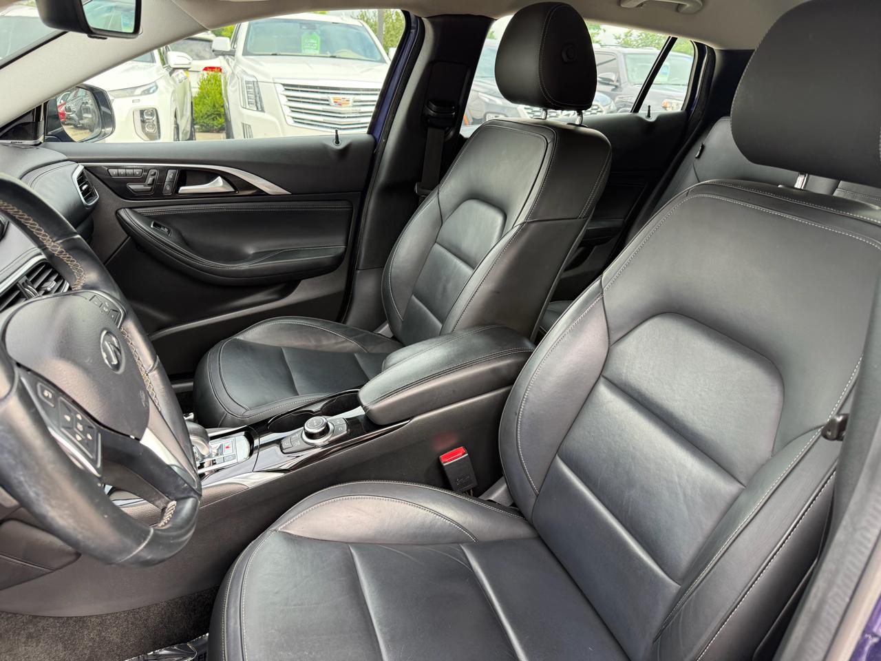 Infiniti QX30 Premium FWD 2017