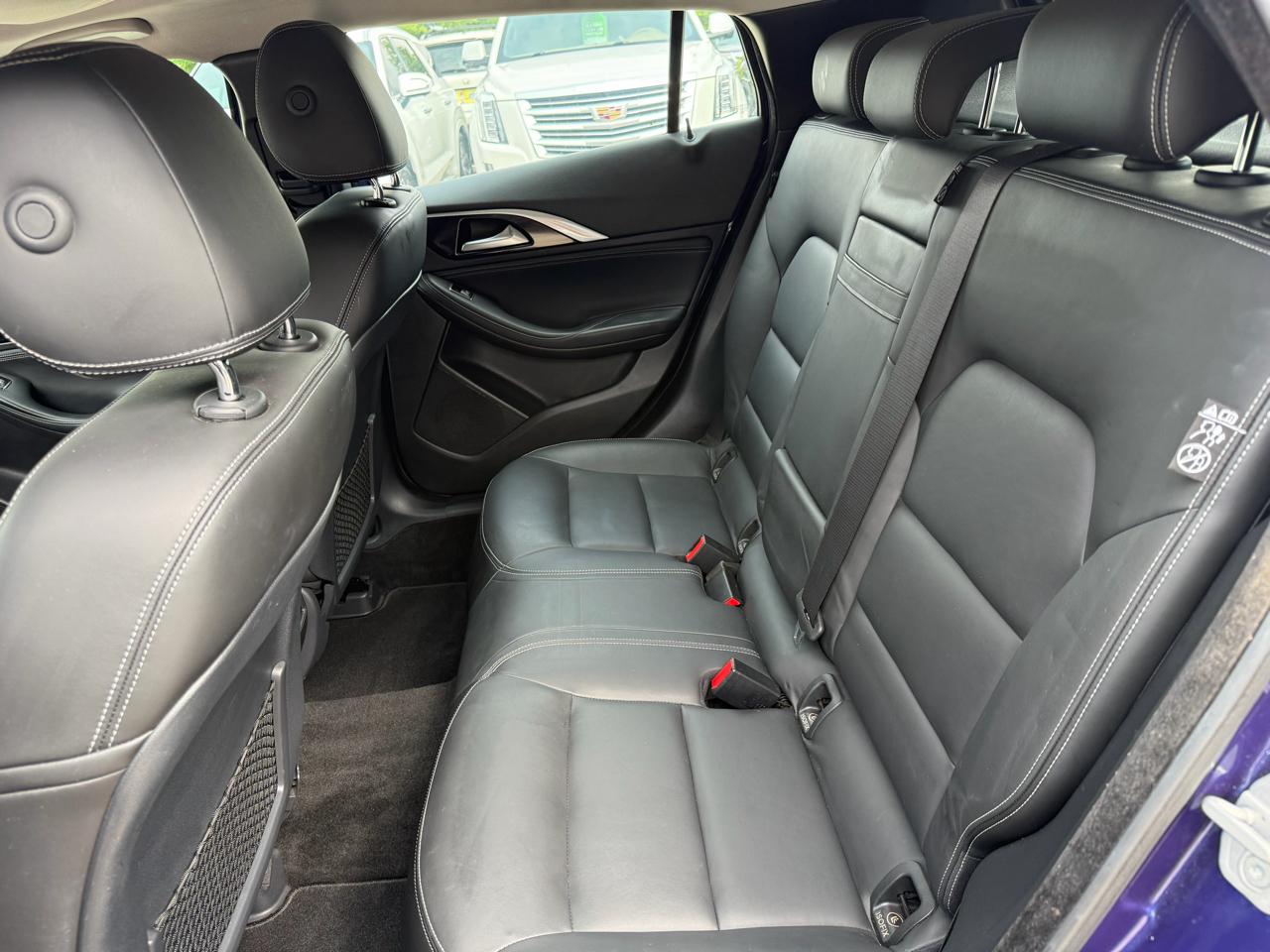 Infiniti QX30 Premium FWD 2017