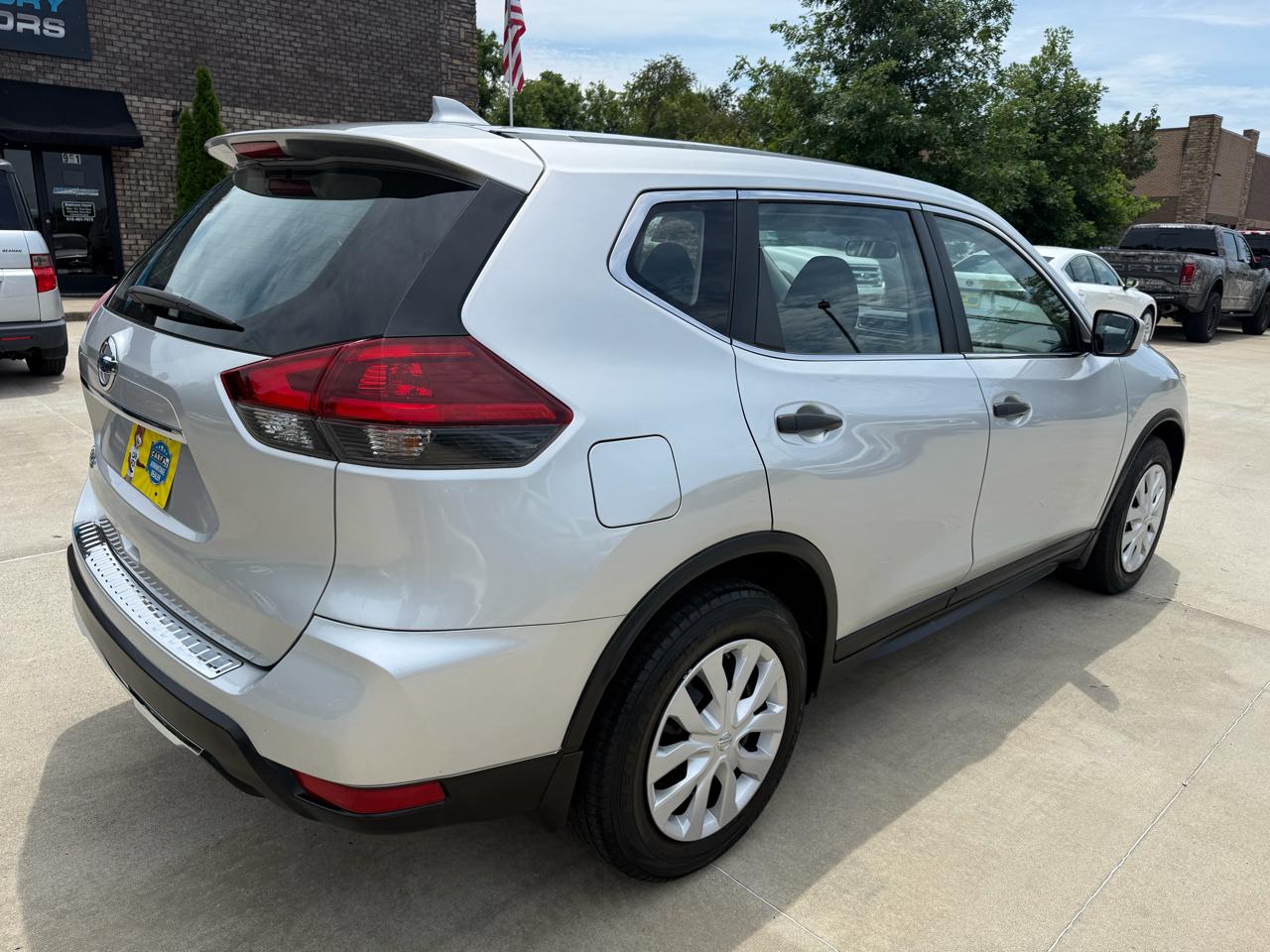 Nissan Rogue FWD S 2018