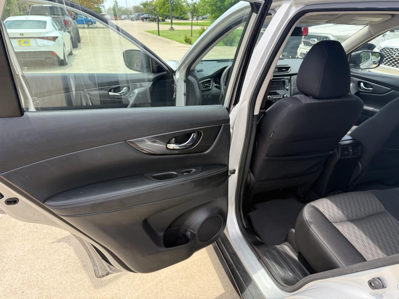 Nissan Rogue FWD S 2018