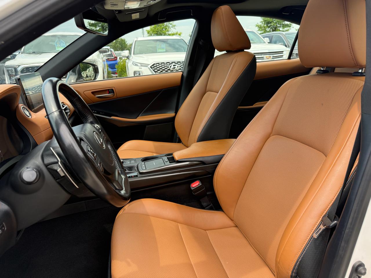 Lexus IS IS 300 AWD 2021