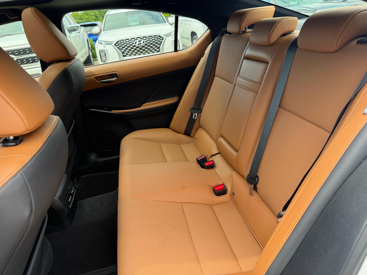 Lexus IS IS 300 AWD 2021