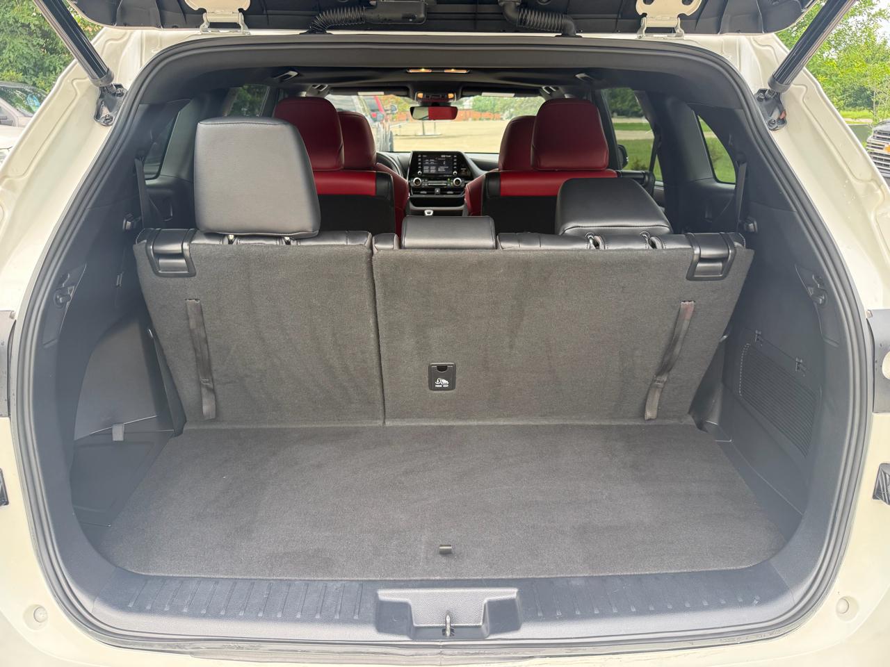 Toyota Highlander  2021
