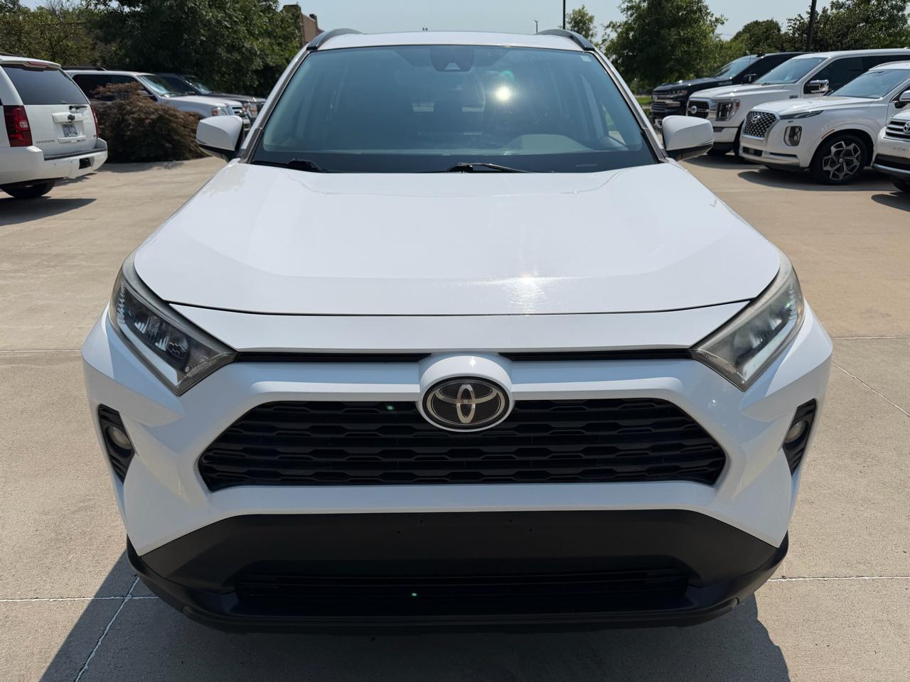 Toyota RAV4 XLE FWD 2019