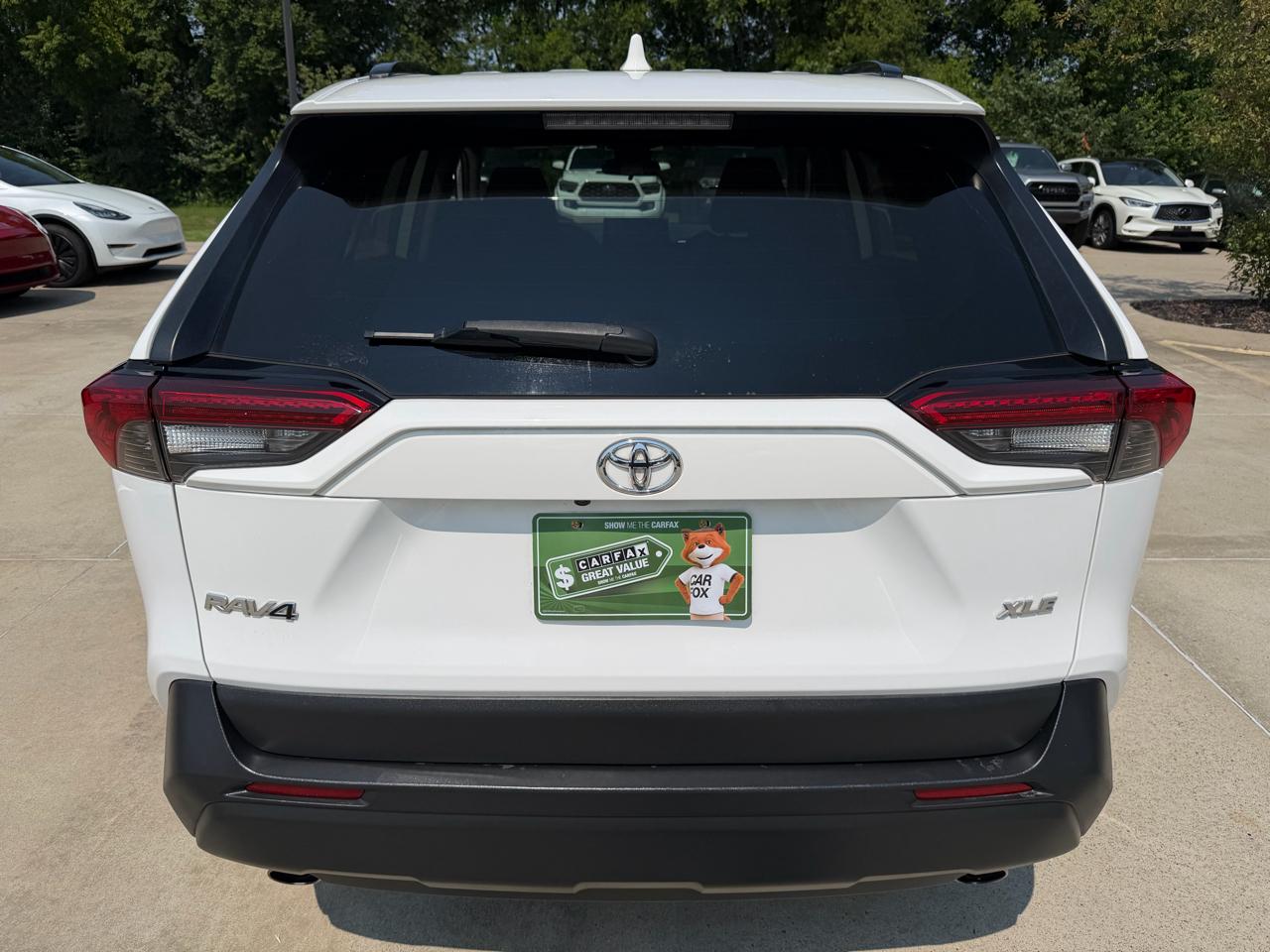 Toyota RAV4 XLE FWD 2019