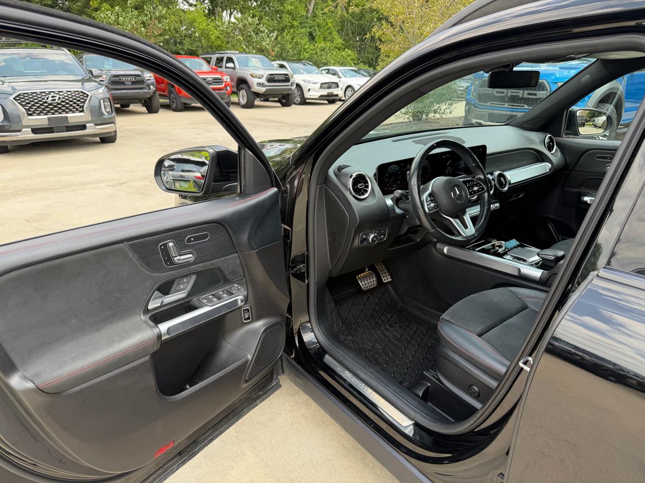 Mercedes-Benz GLB GLB 250 4MATIC SUV 2020