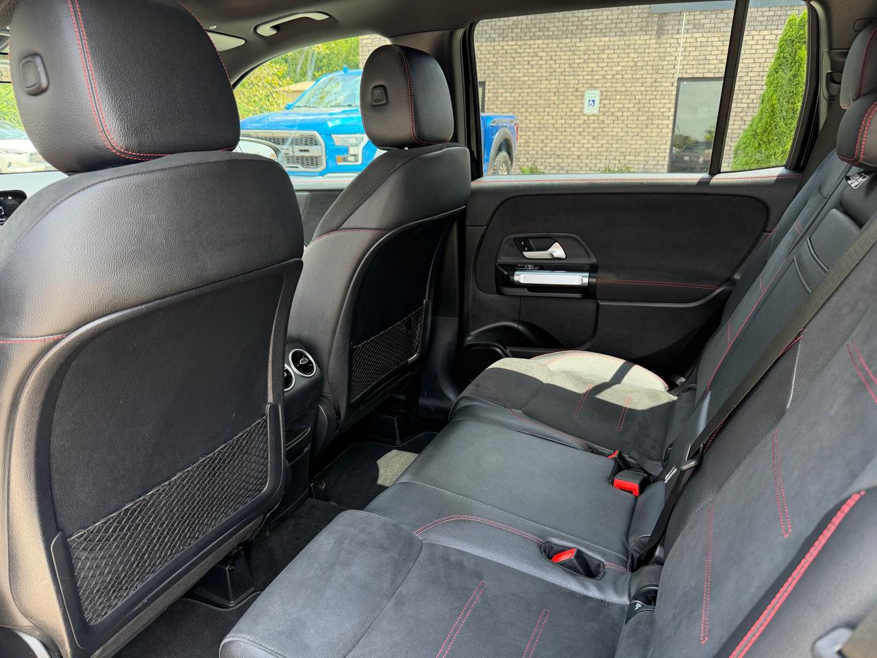 Mercedes-Benz GLB GLB 250 4MATIC SUV 2020