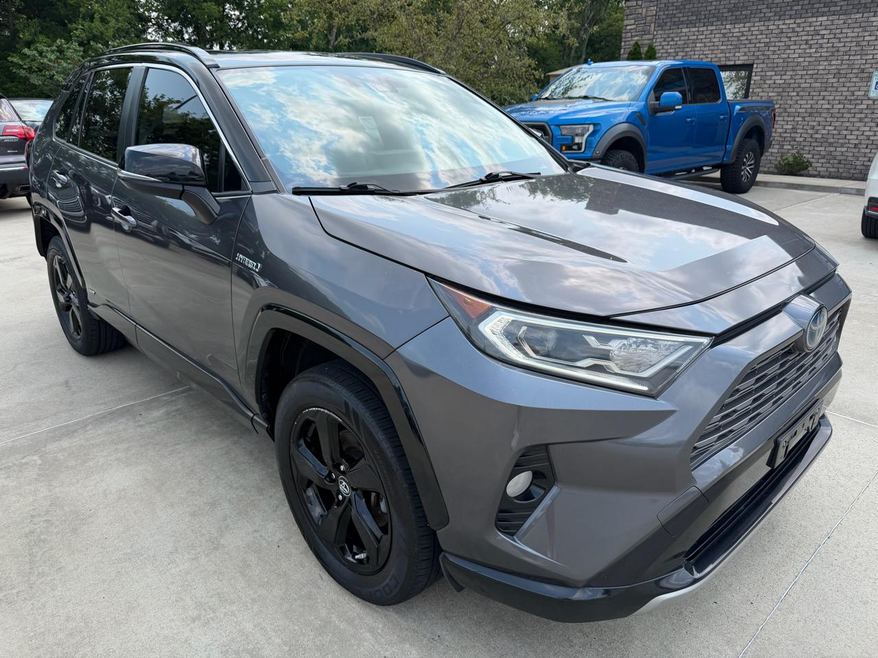Toyota RAV4  2019