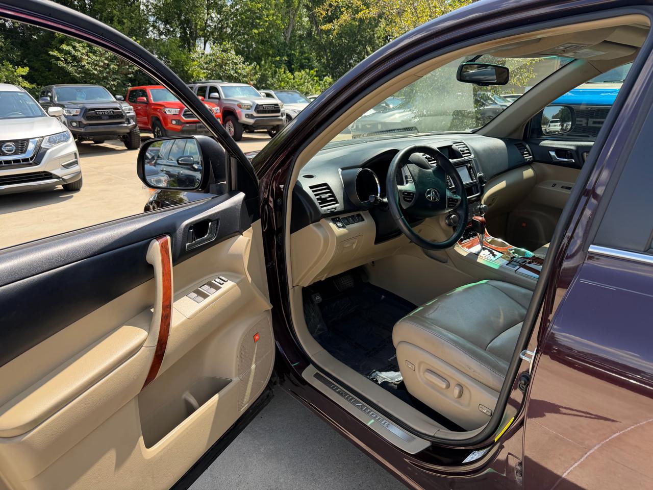 Toyota Highlander  2013
