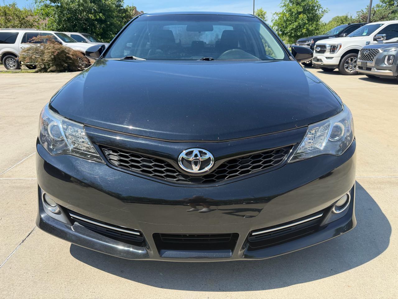 Toyota Camry  2012