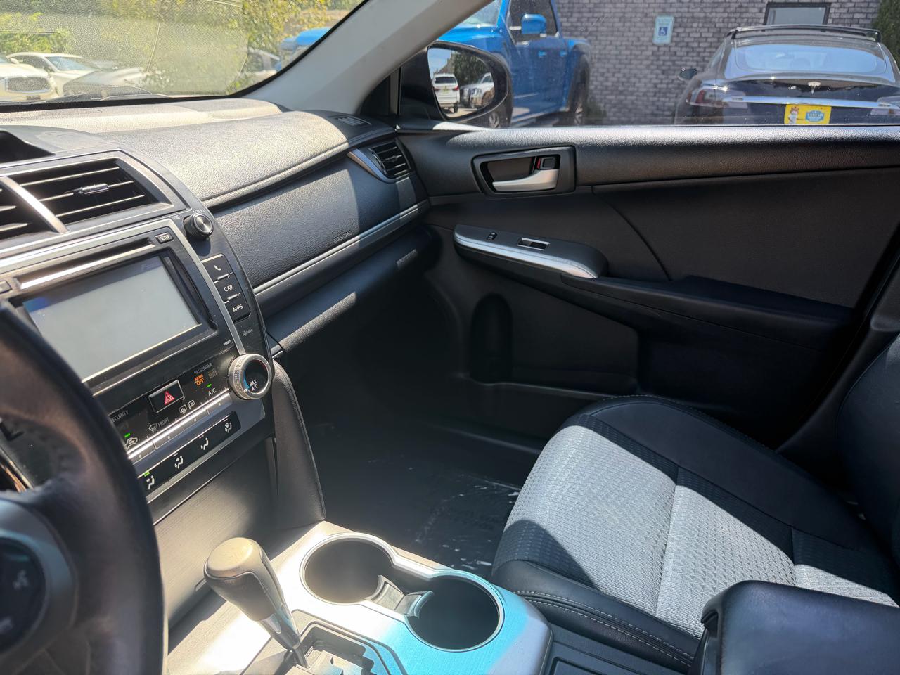 Toyota Camry  2012