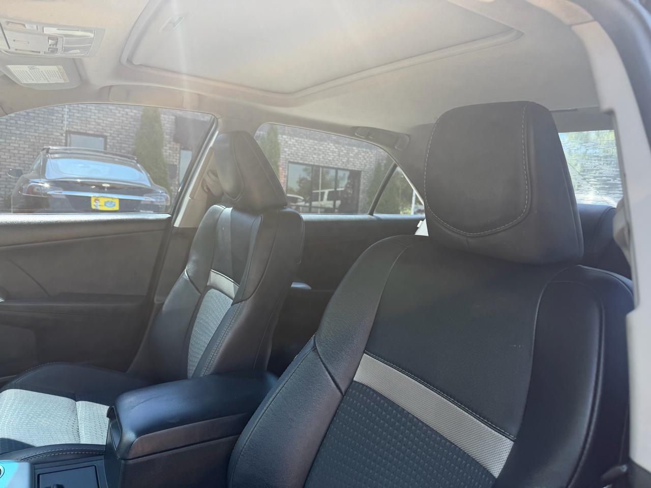 Toyota Camry  2012