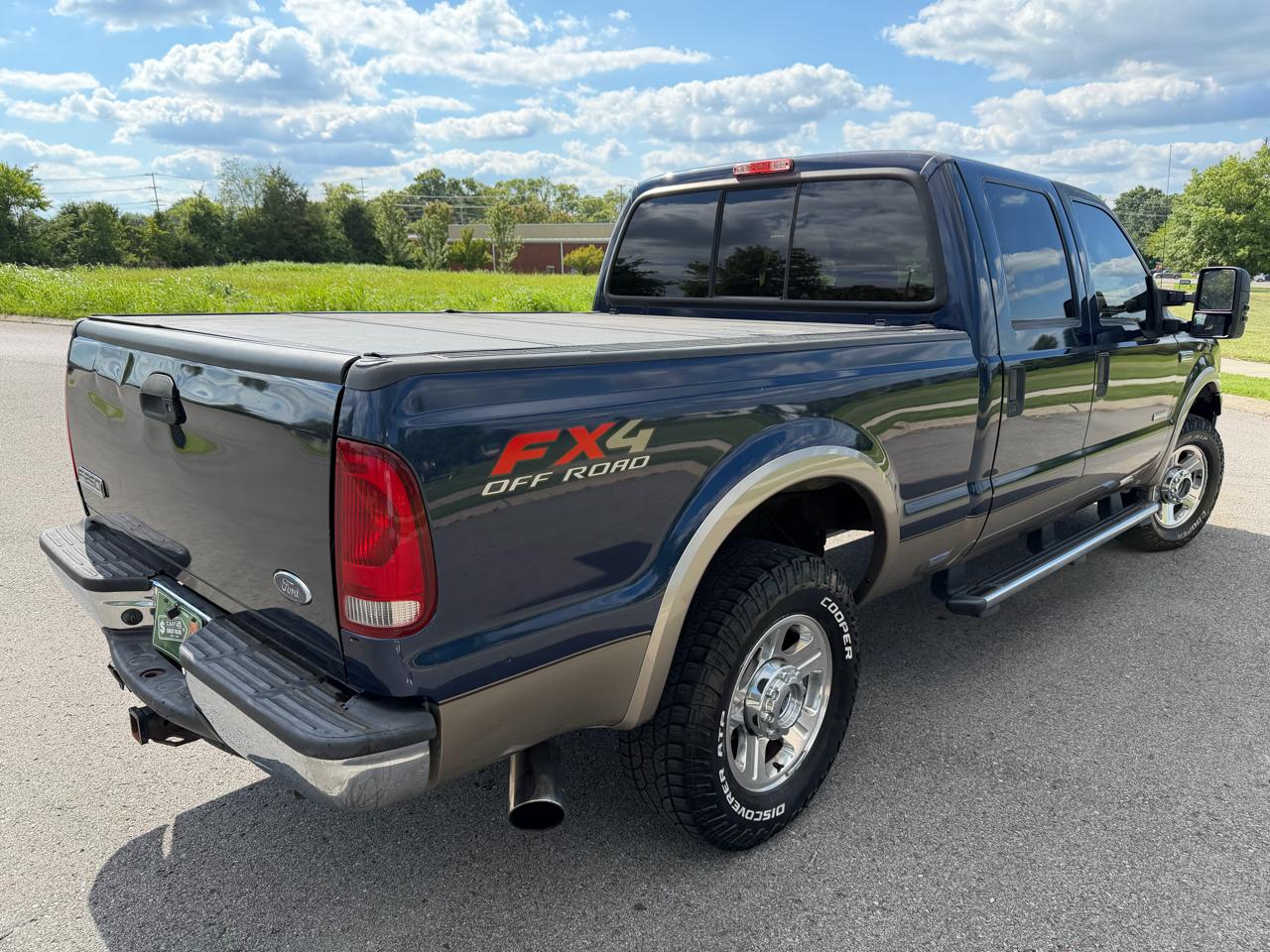 Ford Super Duty F-250 Crew Cab 156" Lariat 4WD 2006