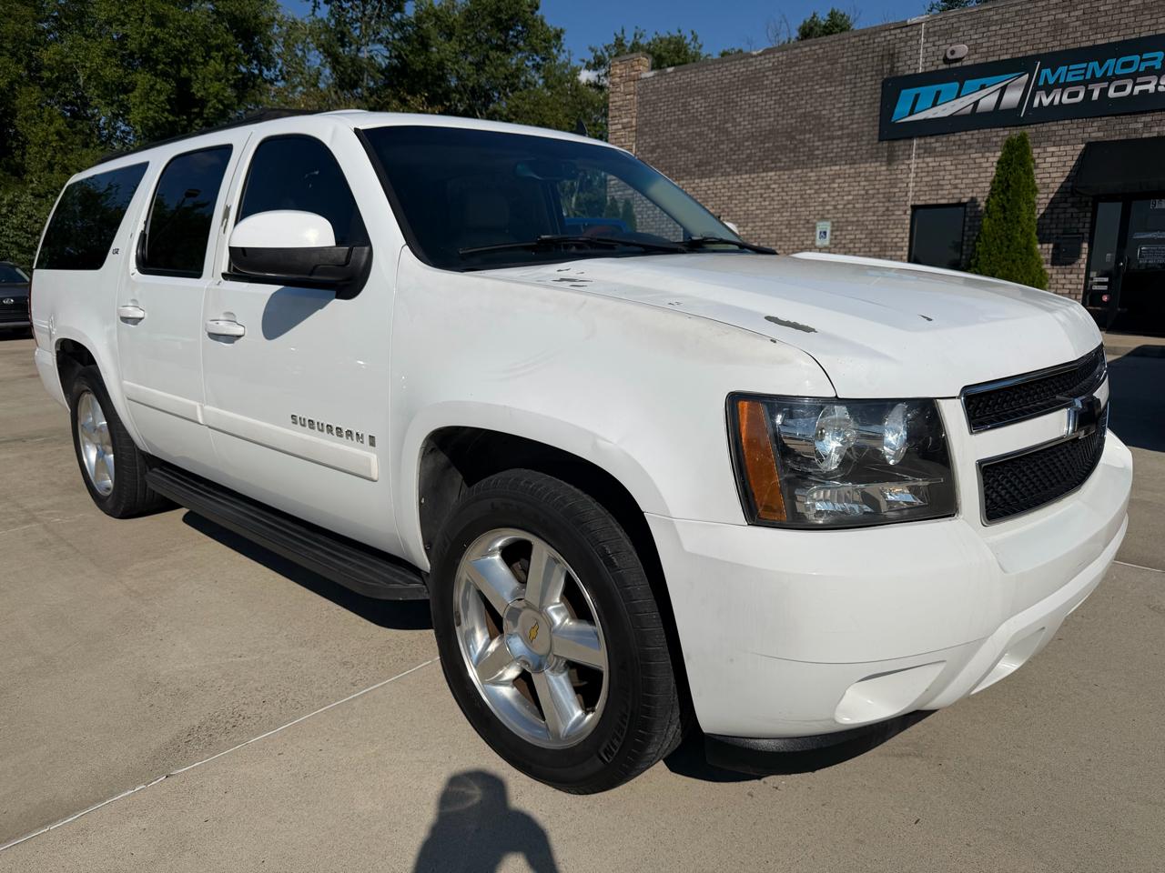 Chevrolet Suburban 2WD 4dr 1500 LTZ 2007