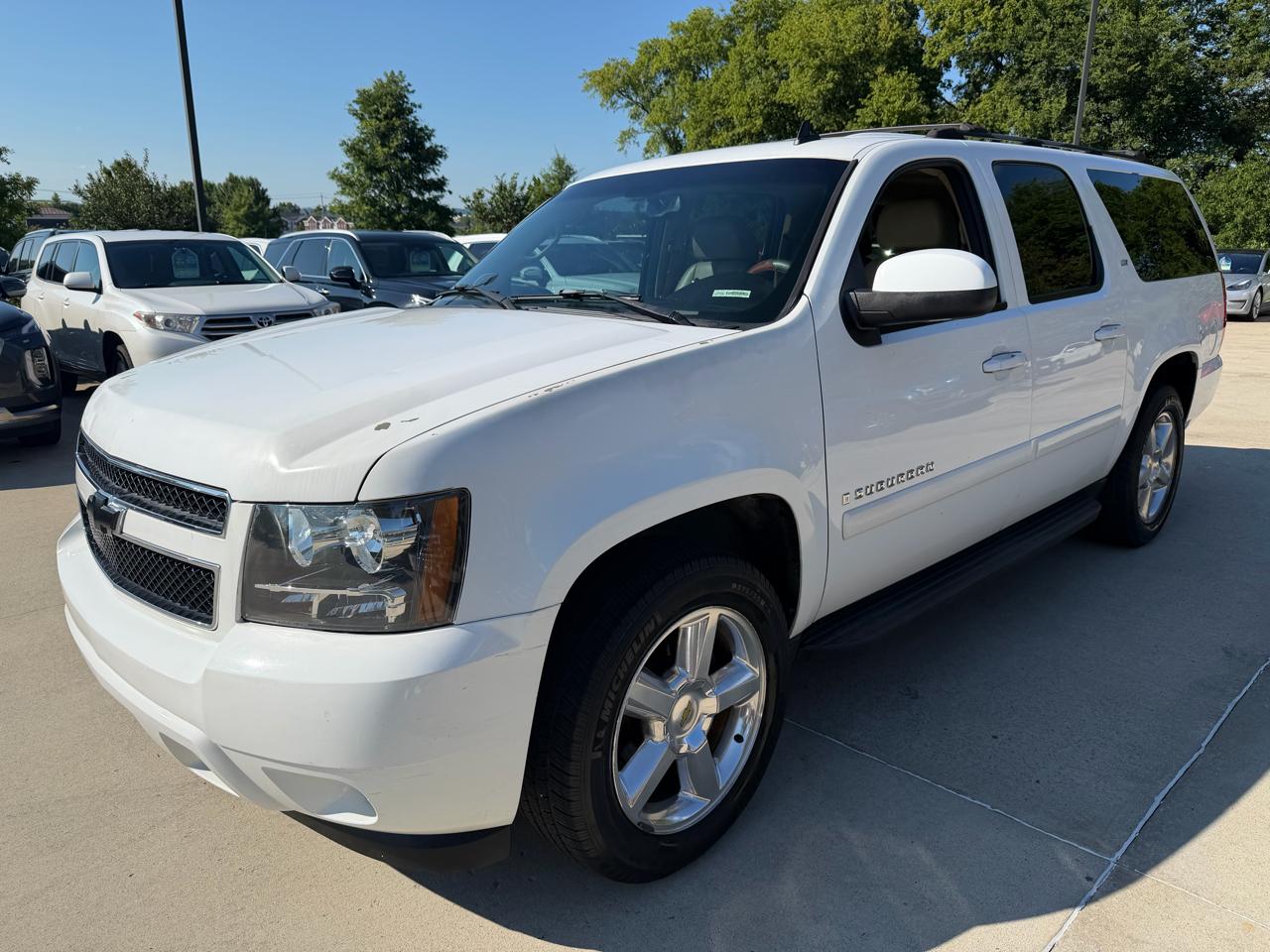Chevrolet Suburban 2WD 4dr 1500 LTZ 2007