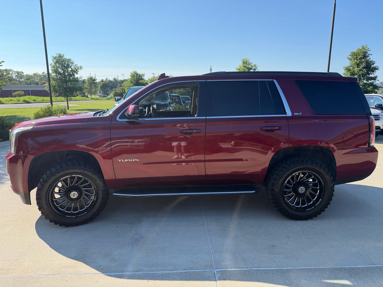 GMC Yukon 4WD 4dr SLT 2016