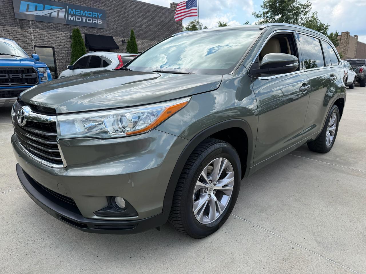 Toyota Highlander  2015