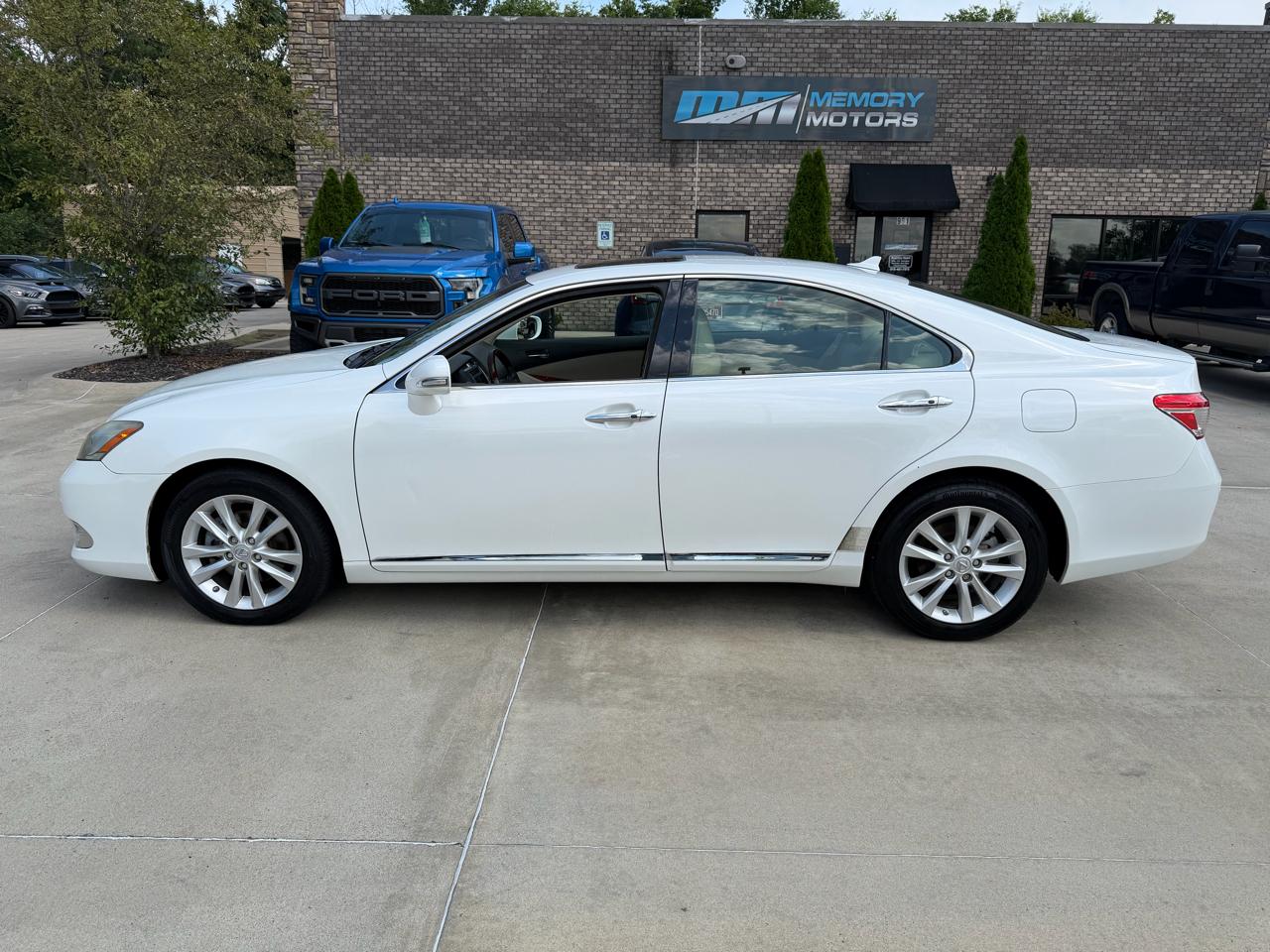 Lexus ES 350 4dr Sdn 2011