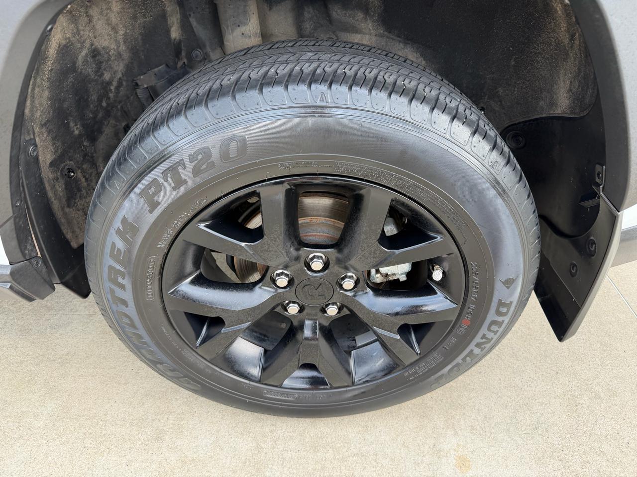 Toyota RAV4 LE AWD 2024